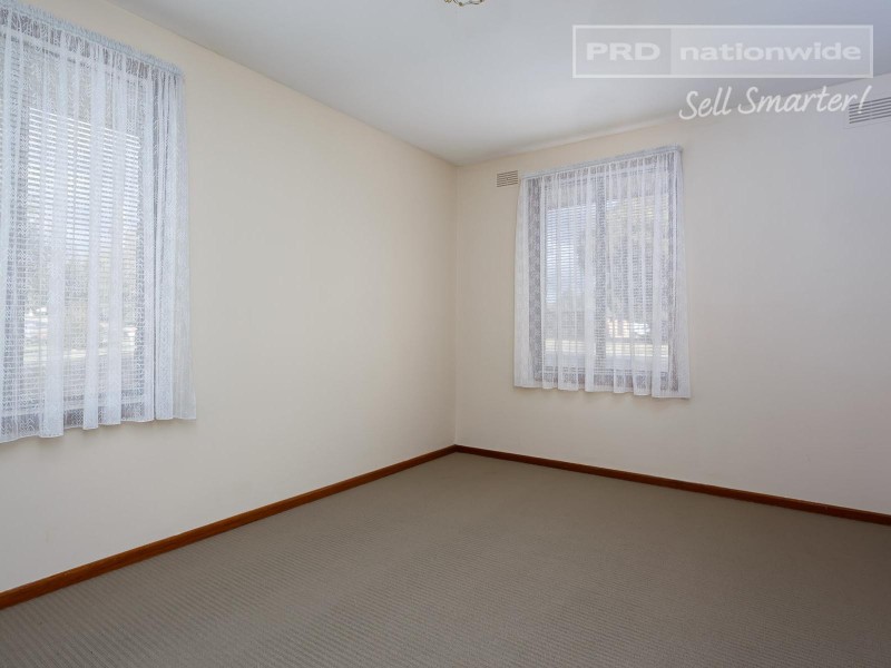 277 Fernleigh Road, Ashmont NSW 2650