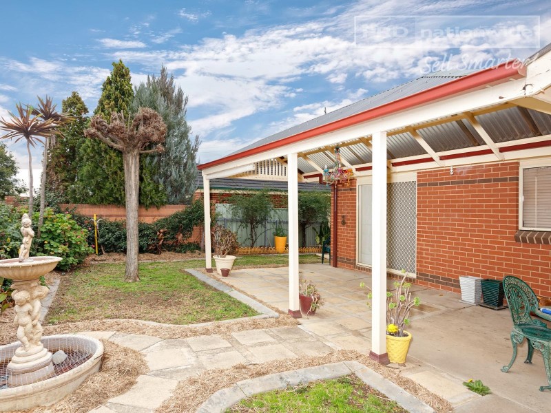 1 Girraween Mews, Glenfield Park NSW 2650