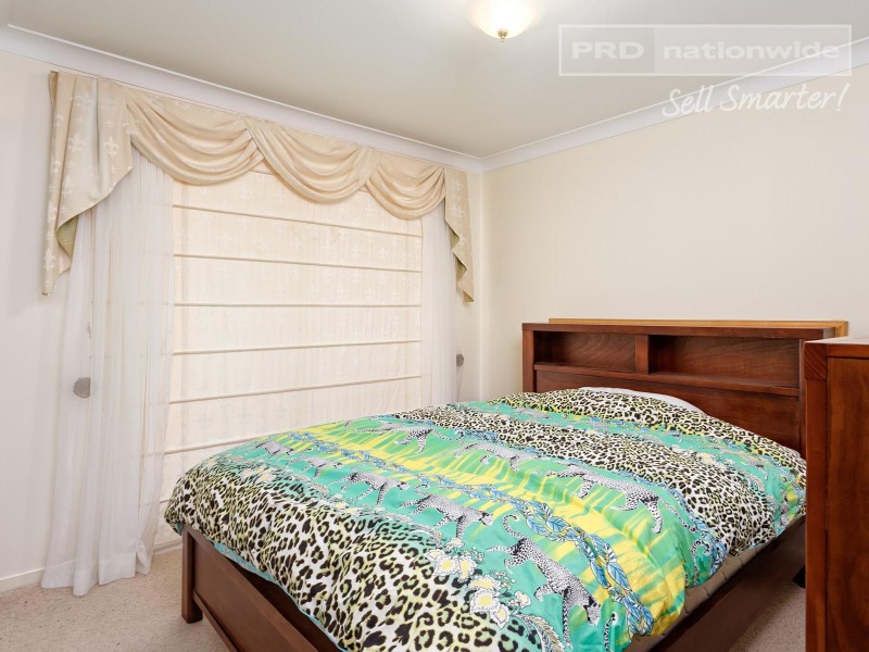 1 Girraween Mews, Glenfield Park NSW 2650