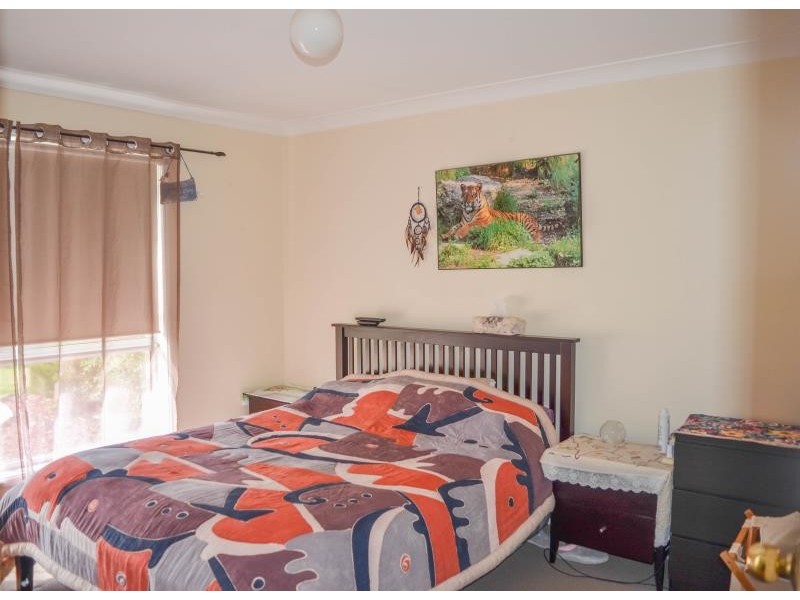 44 Yentoo Drive, Glenfield Park NSW 2650