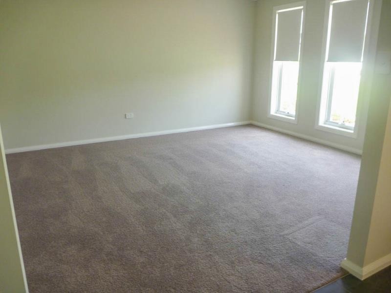 1/6 Tikki Place, Glenfield Park NSW 2650