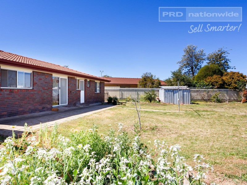 6 Lonergan Street, Wagga Wagga NSW 2650