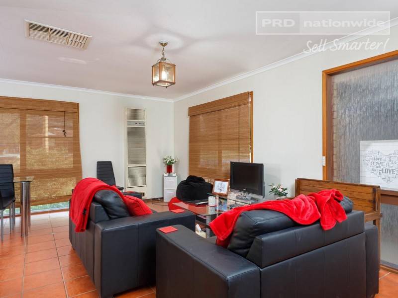 39 Pugsley Avenue, Estella NSW 2650