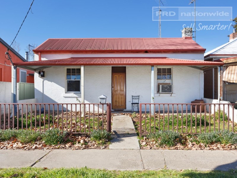 172 Gurwood Street, Wagga Wagga NSW 2650