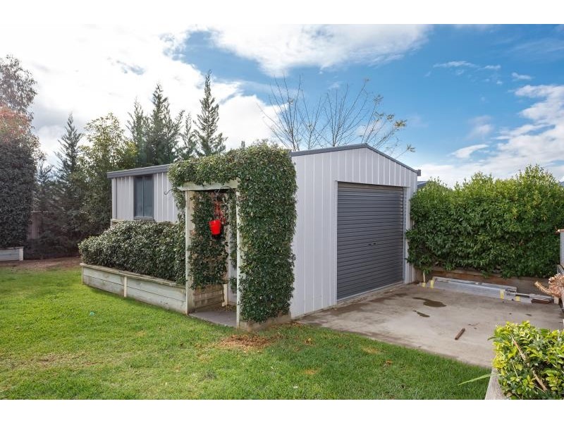 12 Birri Place, Glenfield Park NSW 2650