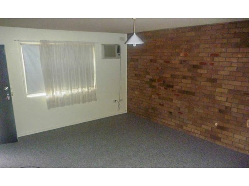 3/15 Nordlingen Drive, Tolland NSW 2650