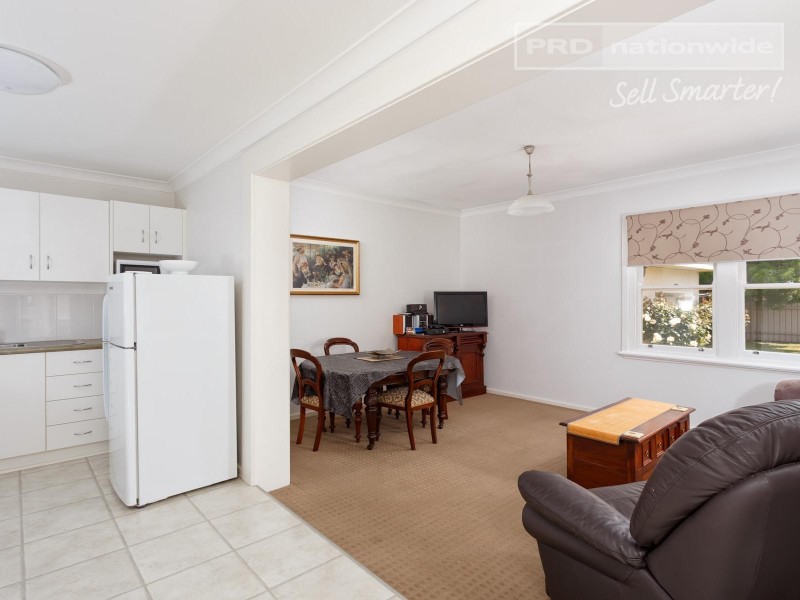 86 Peter Street, Wagga Wagga NSW 2650