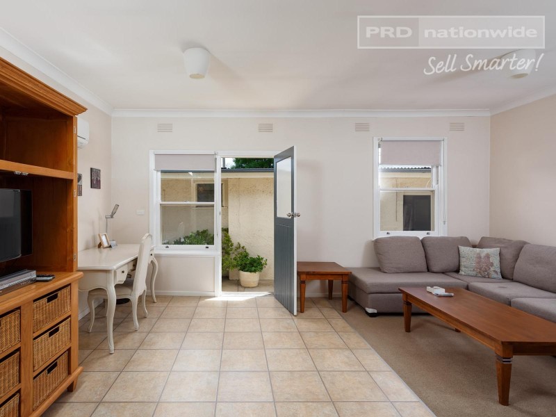 86 Peter Street, Wagga Wagga NSW 2650