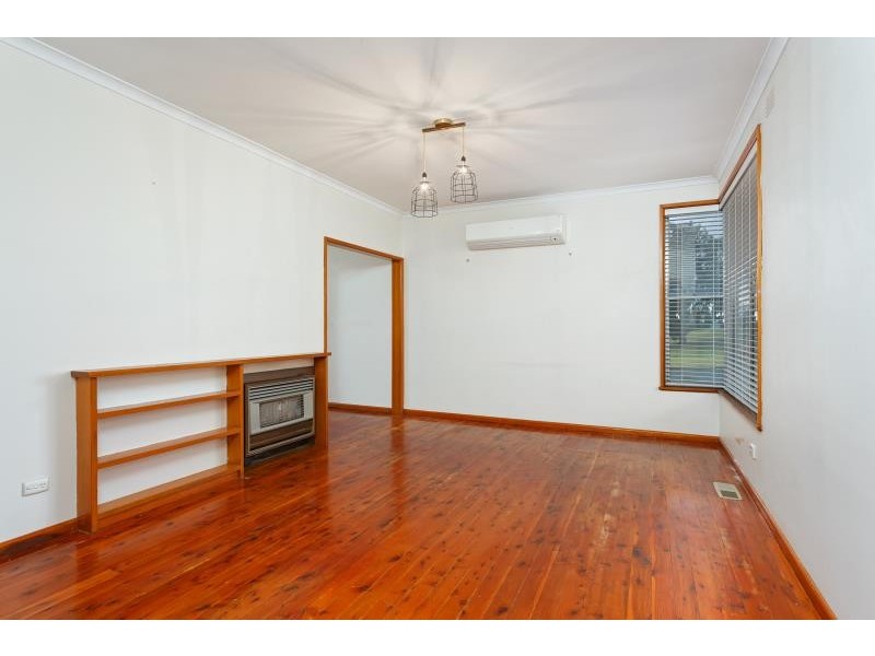 36 Walteela Avenue, Mount Austin NSW 2650