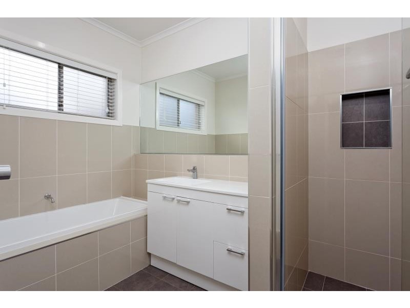 36 Walteela Avenue, Mount Austin NSW 2650