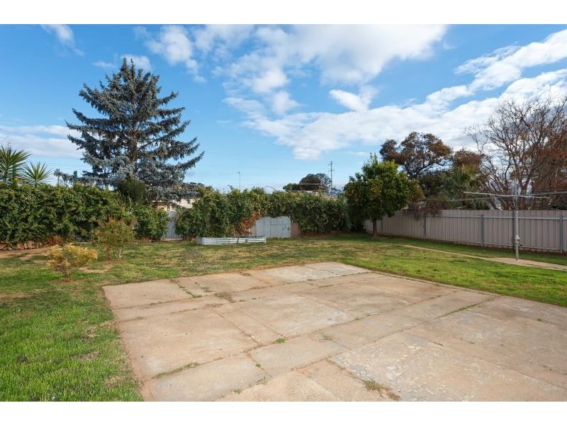 36 Walteela Avenue, Mount Austin NSW 2650