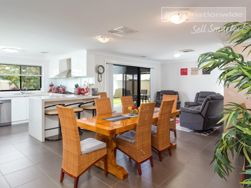 20 Warambee Street, Glenfield Park NSW 2650