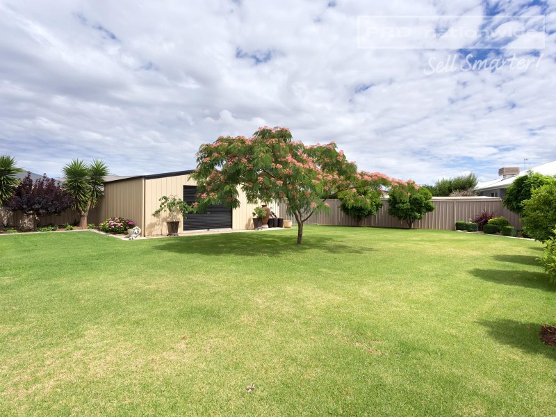 20 Warambee Street, Glenfield Park NSW 2650