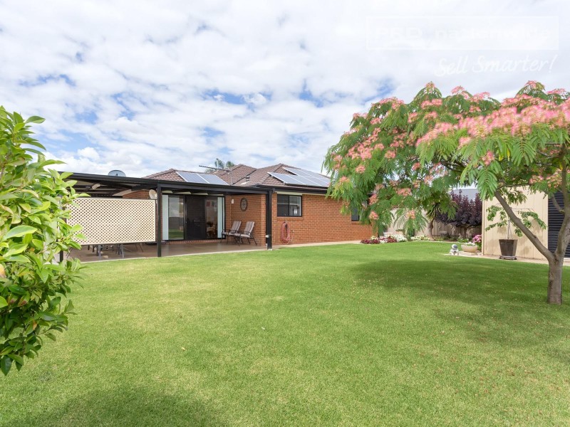 20 Warambee Street, Glenfield Park NSW 2650