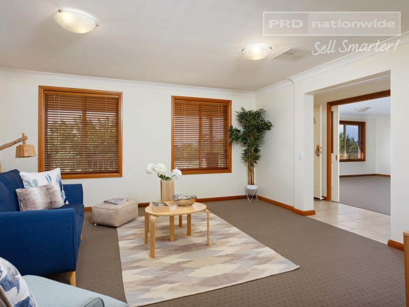 10 Patamba Street, Kooringal NSW 2650