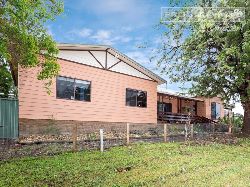 4 Myrtle Street, Tarcutta NSW 2652