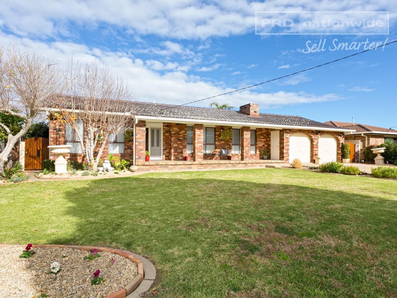 20 Lansdowne Avenue, Lake Albert NSW 2650