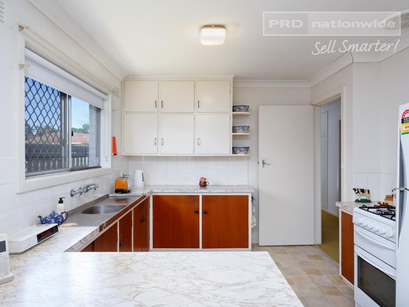 19 Vasey Street, Ashmont NSW 2650