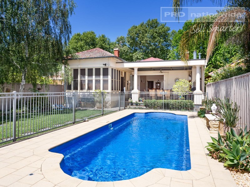 63 Gurwood Street, Wagga Wagga NSW 2650