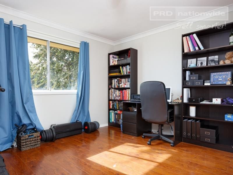 21 Coyne Street, Mount Austin NSW 2650