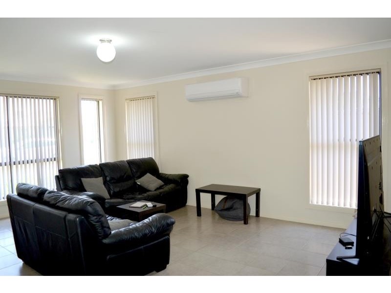 Unit 1/6 Yoogali Street, Glenfield Park NSW 2650