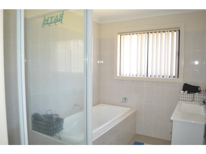 Unit 1/6 Yoogali Street, Glenfield Park NSW 2650