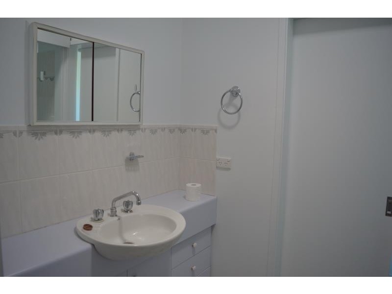54 Garland Street, Turvey Park NSW 2650
