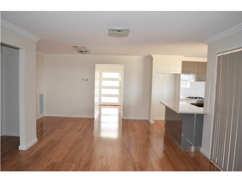 72 Lingiari Drive, Lloyd NSW 2650
