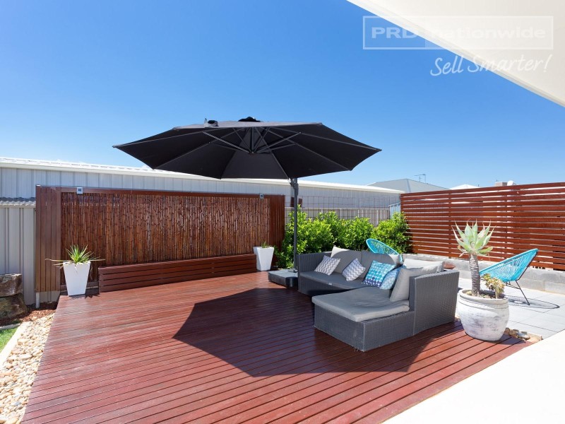 8 Preston Crescent, Lloyd NSW 2650