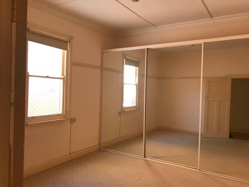 Unit 2/132 Forsyth Street, Wagga Wagga NSW 2650