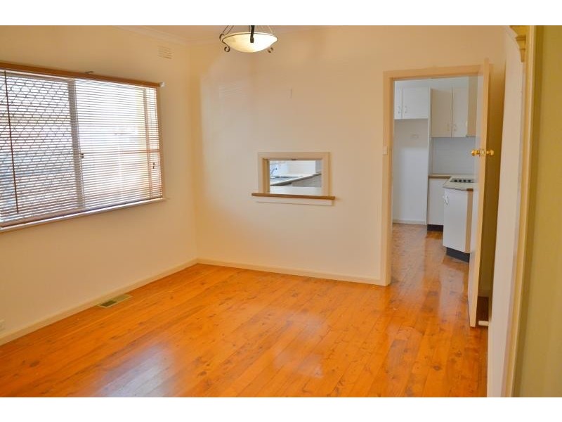 4 Anne Street, Tolland NSW 2650