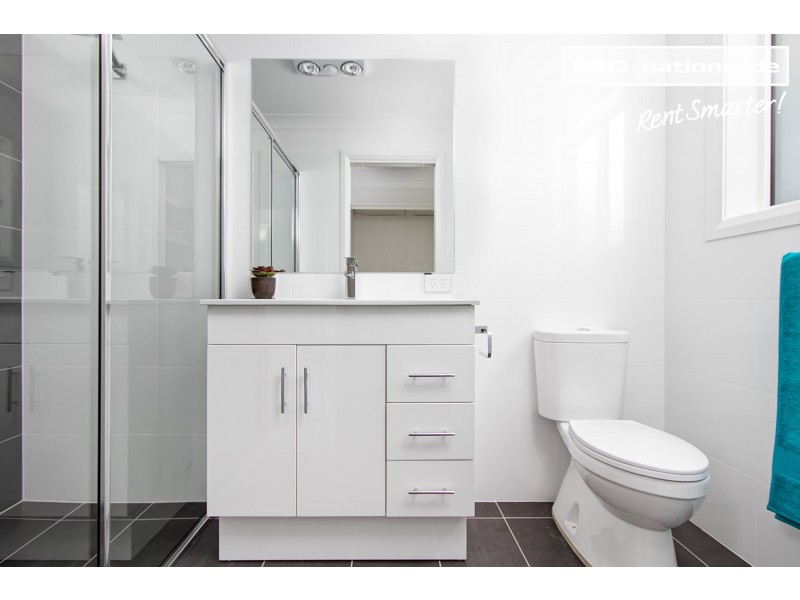 11 Tantoon Circuit, Forest Hill NSW 2651