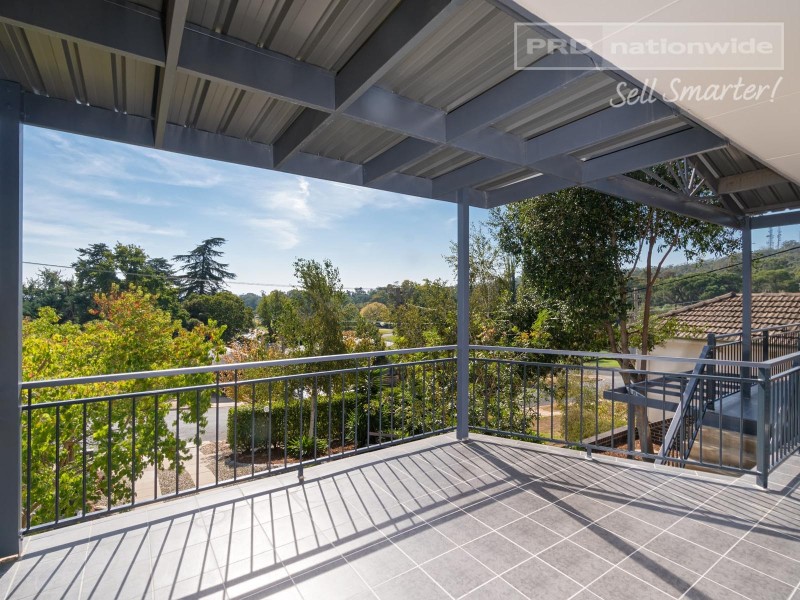 4 Hodson Avenue, Turvey Park NSW 2650