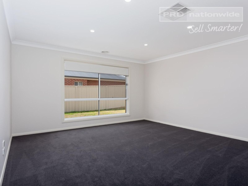 65 Barmedman Avenue, Gobbagombalin NSW 2650