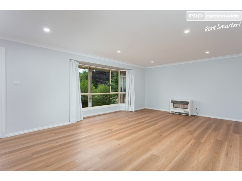 2/5 Minchin Place, Kooringal NSW 2650