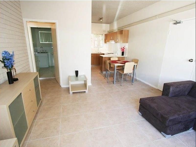 2/49 Simmons Street, Wagga Wagga NSW 2650