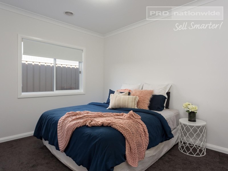 3 Breasley Crescent, Boorooma NSW 2650