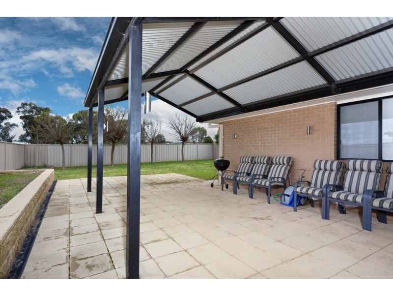 47 Barrima Drive, Glenfield Park NSW 2650
