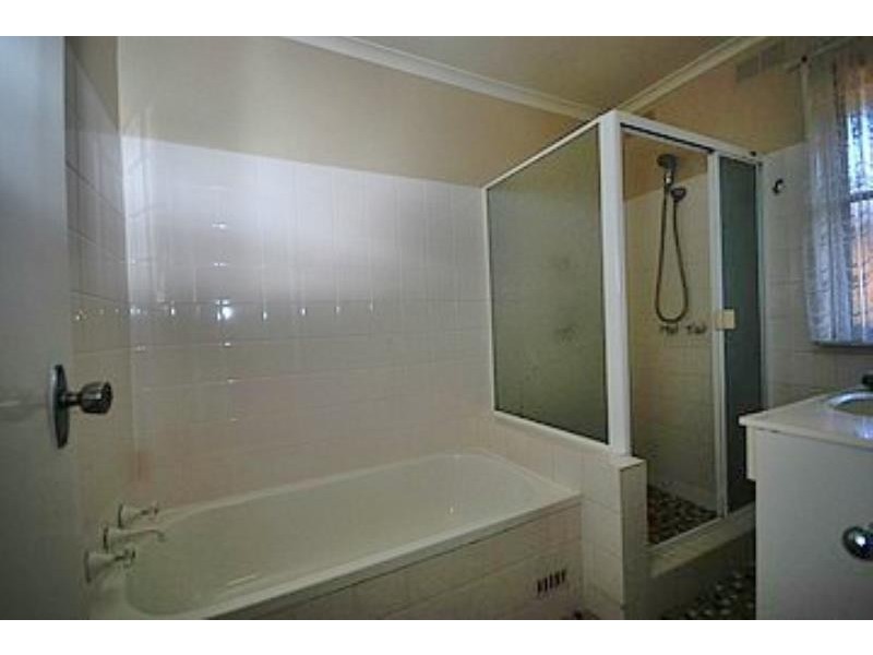 34 Blakemore Avenue, Ashmont NSW 2650