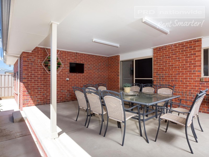 4/6 Trumper Street, Boorooma NSW 2650