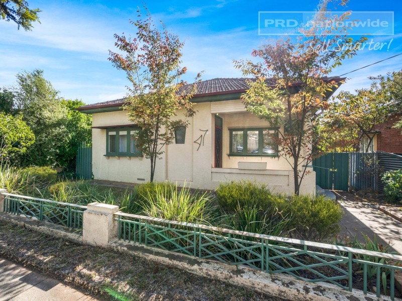 47 Brookong Avenue, Wagga Wagga NSW 2650