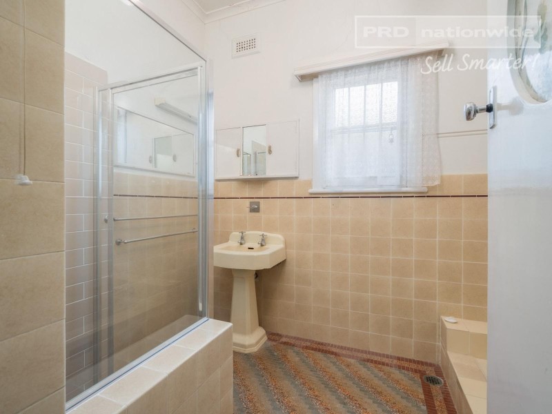 47 Brookong Avenue, Wagga Wagga NSW 2650