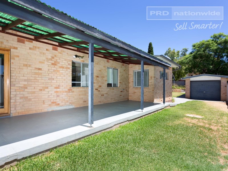 106B Macleay Street, Turvey Park NSW 2650