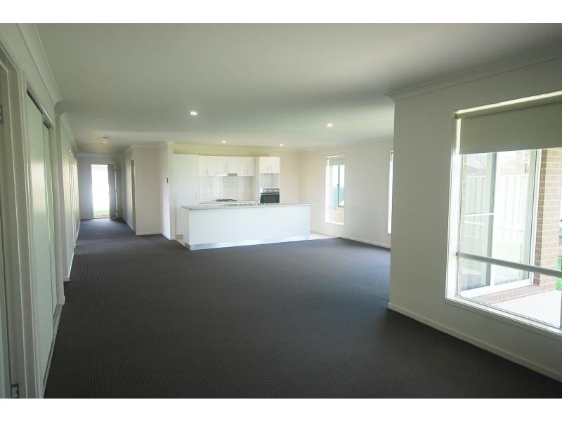 15 Protea Place, Forest Hill NSW 2651