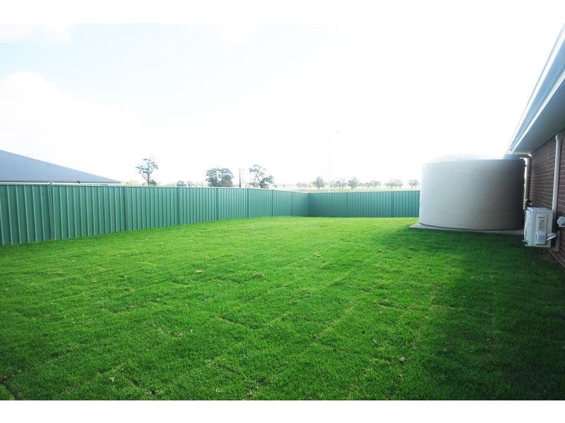 15 Protea Place, Forest Hill NSW 2651