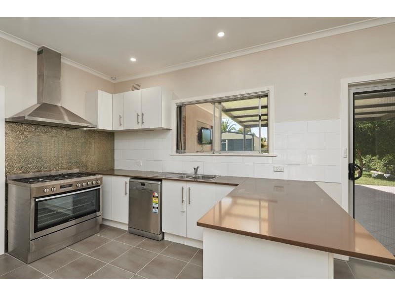 25 Day Street, Wagga Wagga NSW 2650