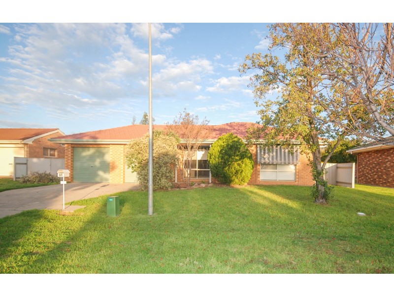 37 Berembee Road, Bourkelands NSW 2650