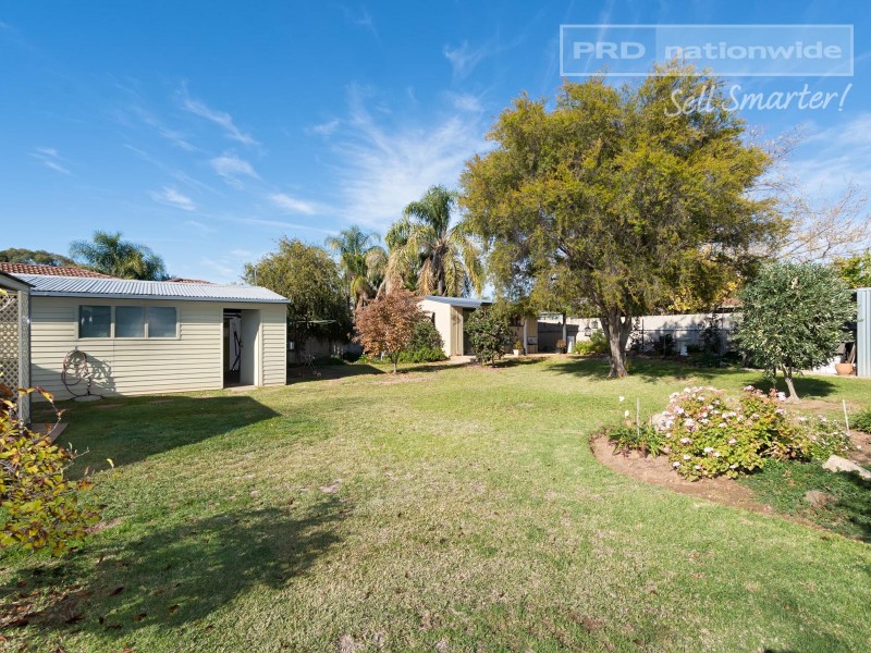 18 Ilex Street, Lake Albert NSW 2650