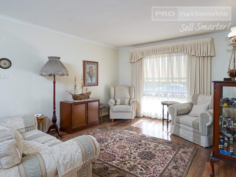18 Ilex Street, Lake Albert NSW 2650