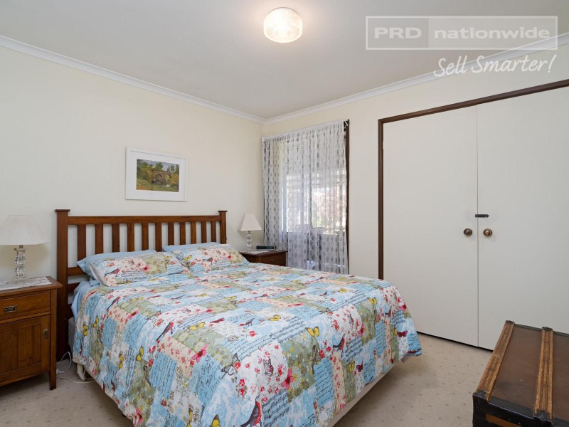 18 Ilex Street, Lake Albert NSW 2650
